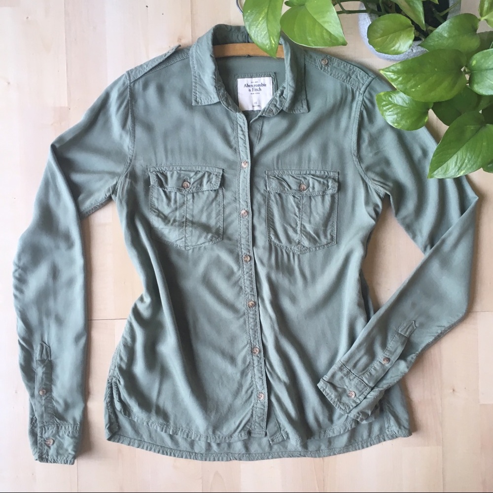 A & F Casual Soft Button Down Olive Army Green XS - Picture 2 of 8